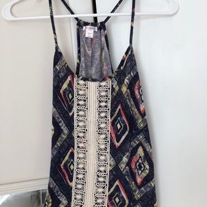 Scoop neck tank top